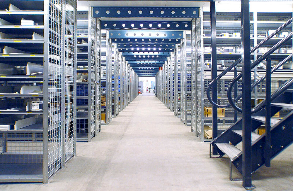 https://www.dexion.com/globalassets/images/news/2021/multi-tier-shelving/multi-tier-sm.jpg